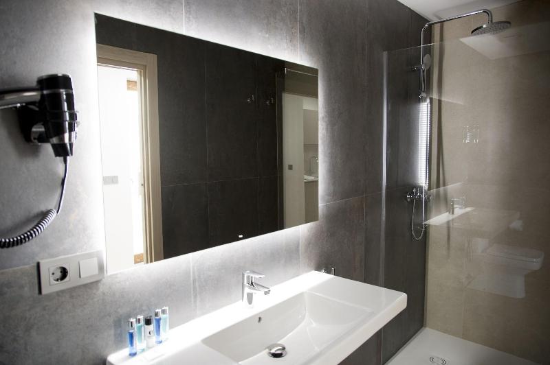 Prisma Suites image