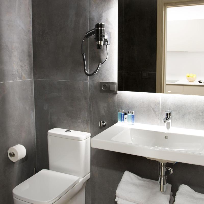 Prisma Suites image