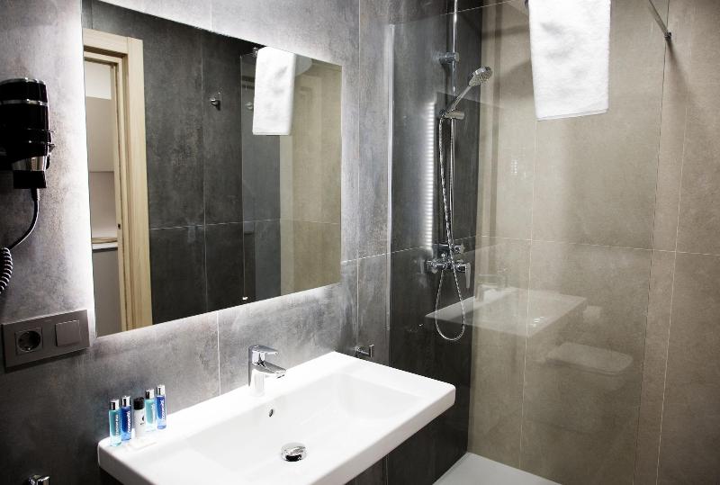 Prisma Suites image