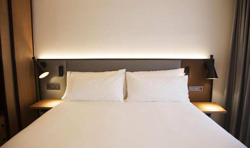 Prisma Suites image