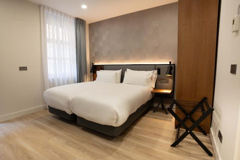 Prisma Suites image