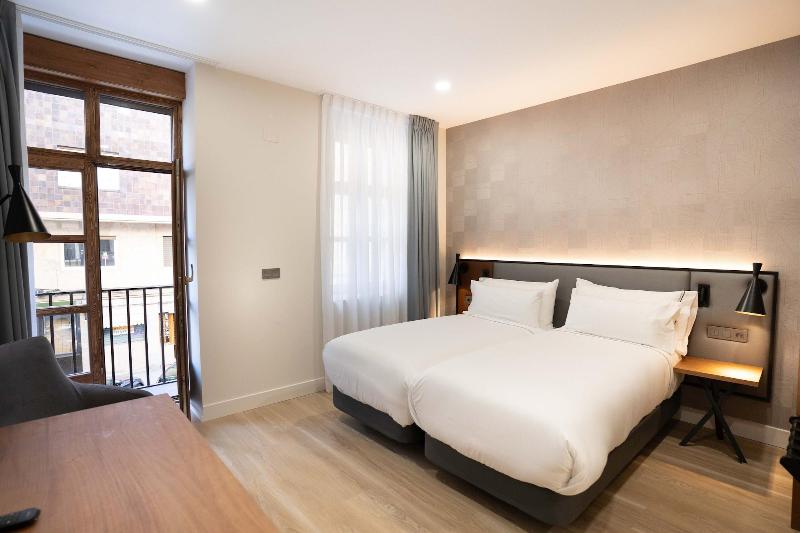 Prisma Suites image