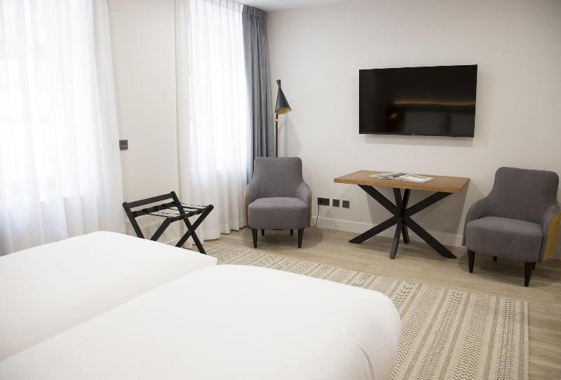 Prisma Suites image
