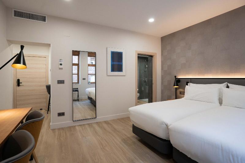 Prisma Suites image