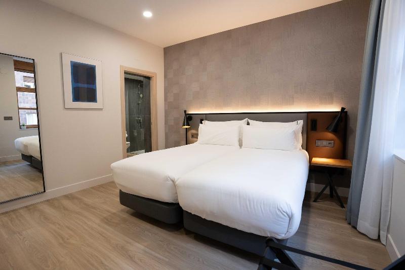 Prisma Suites image