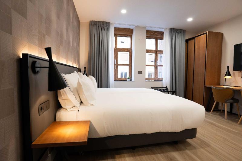 Prisma Suites image