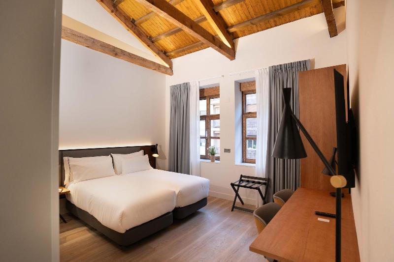 Prisma Suites image