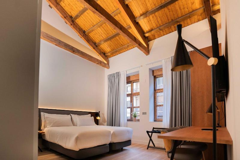 Prisma Suites image