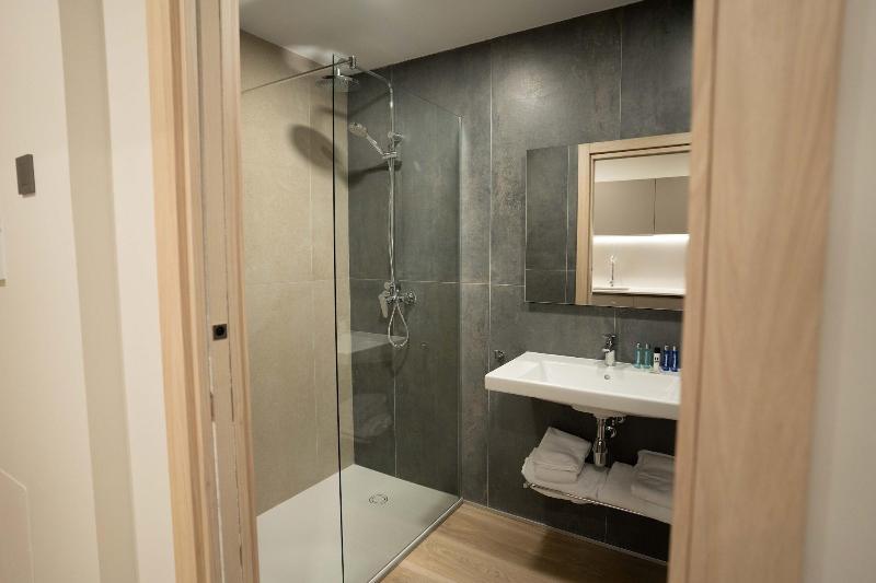 Prisma Suites image