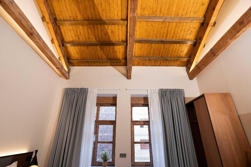 Prisma Suites image