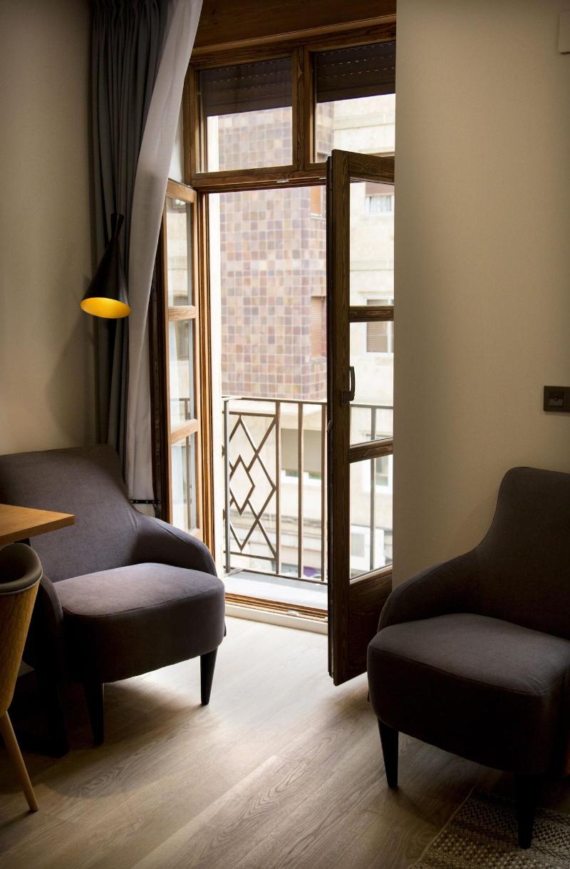Prisma Suites image