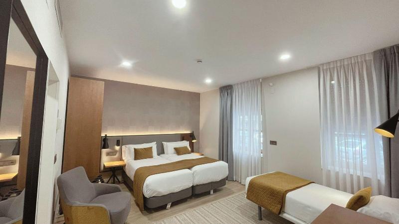 Prisma Suites image