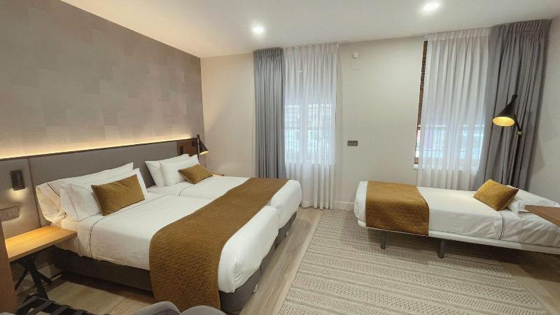 Prisma Suites image