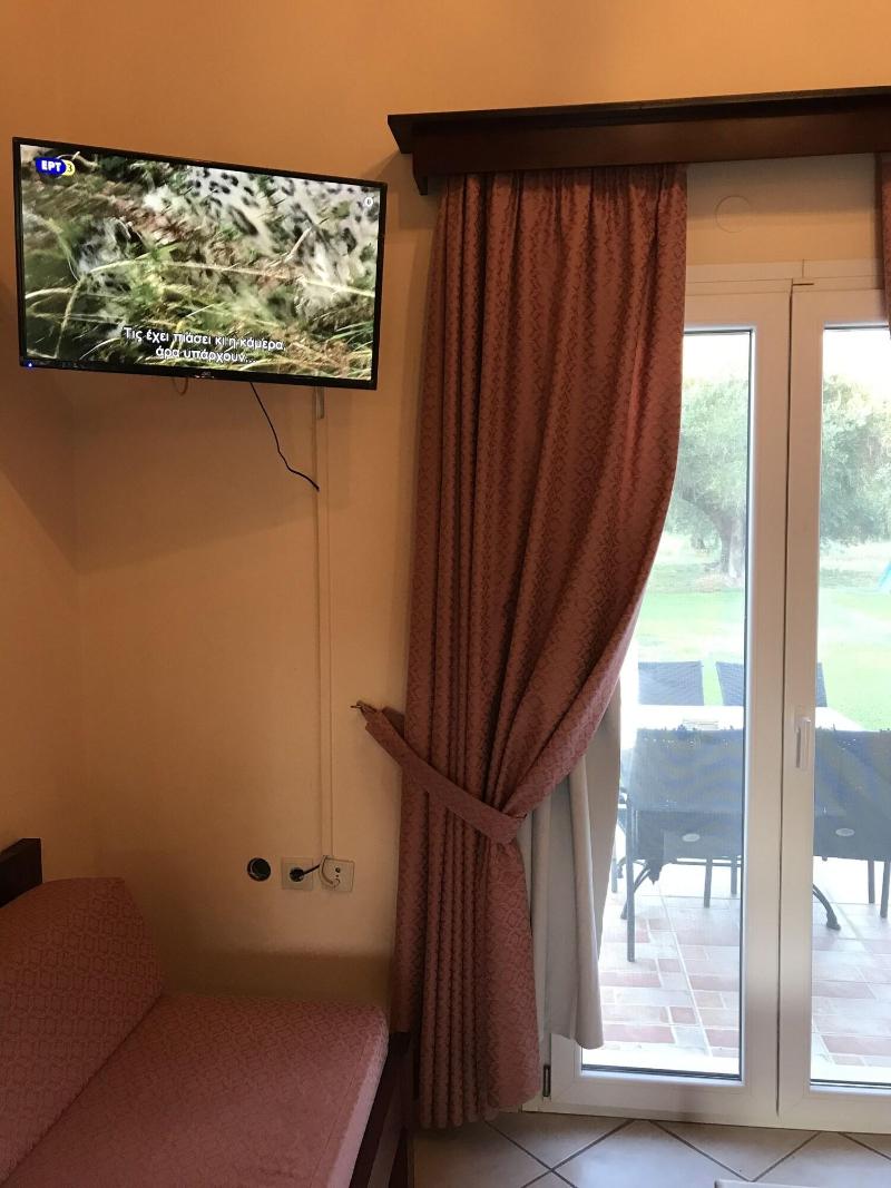 Room In Apartment L Eremo Luxury Messonete image