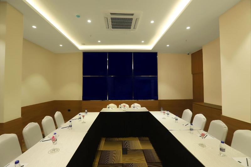 Aralia A Business Hotel Midc image