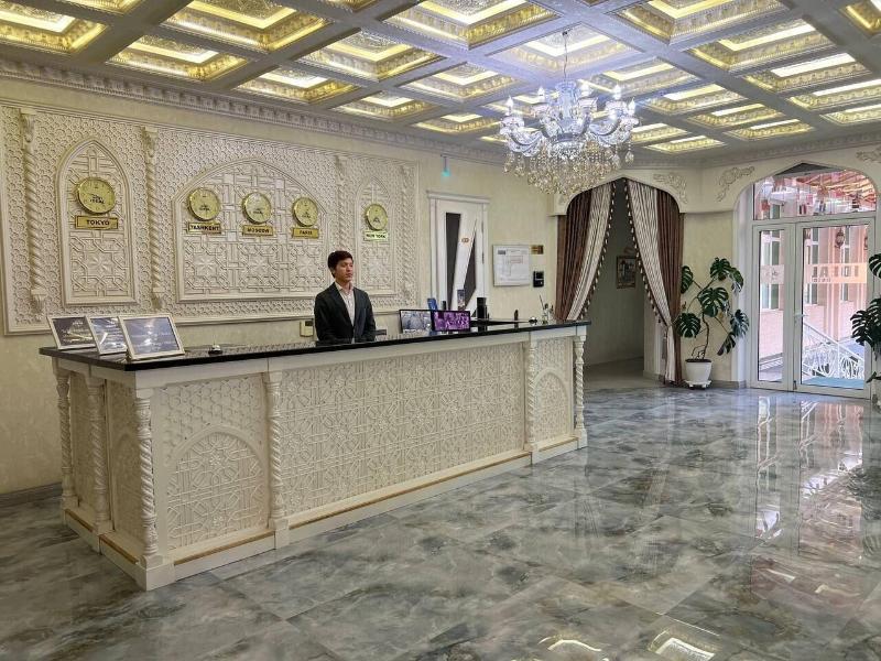 Ideal Hotel image