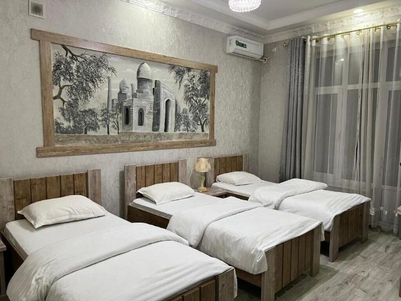 Ideal Hotel image