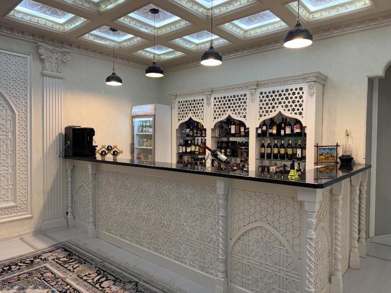 Ideal Hotel image