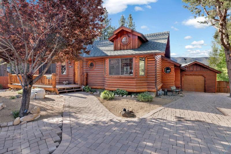 The Alps Lodge 2142