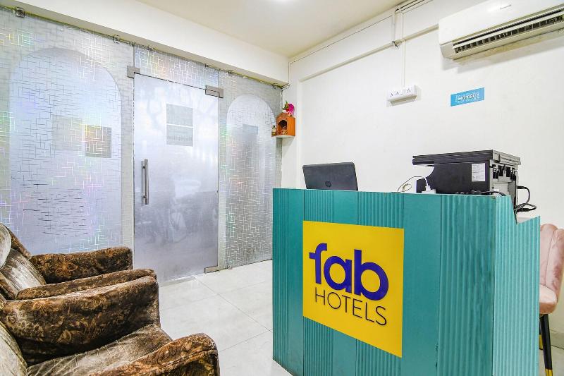 Fabhotel Grand Hazra Inn