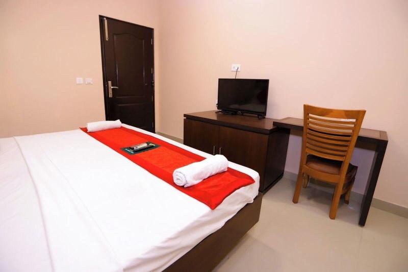 Hotel Admire Inn Noida Sector 50 image