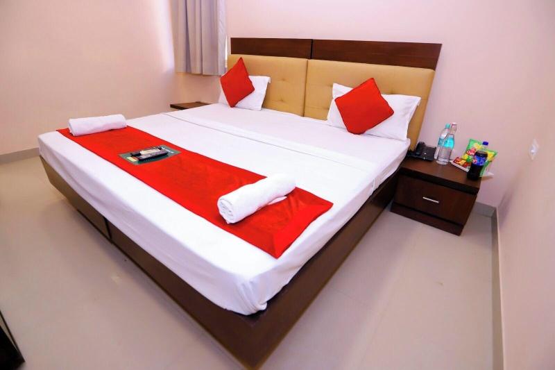 Hotel Admire Inn Noida Sector 50 image