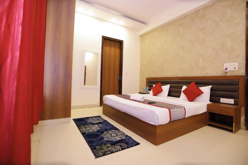 Hotel Admire Inn Noida Sector 50 image