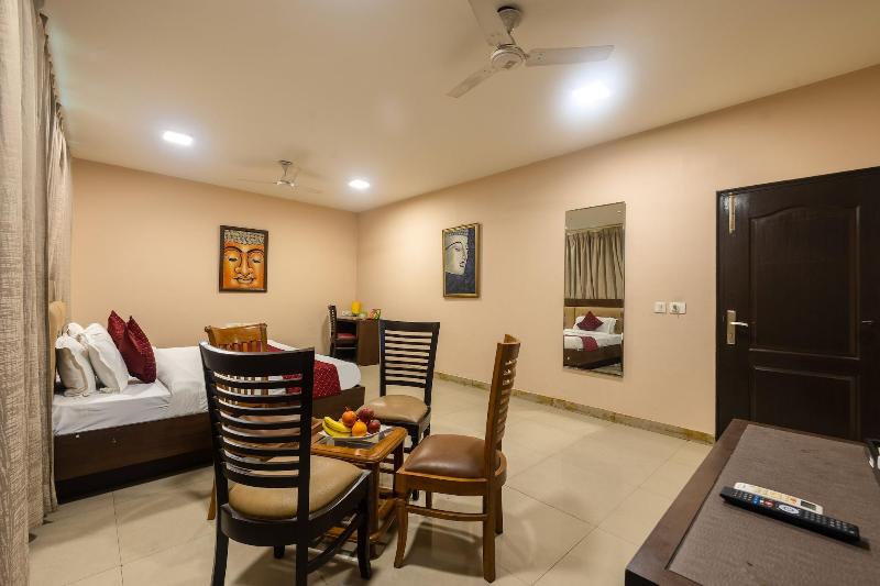 Hotel Admire Inn Noida Sector 50 image