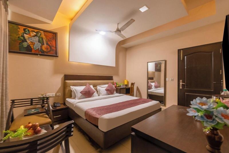 Hotel Admire Inn Noida Sector 50 image