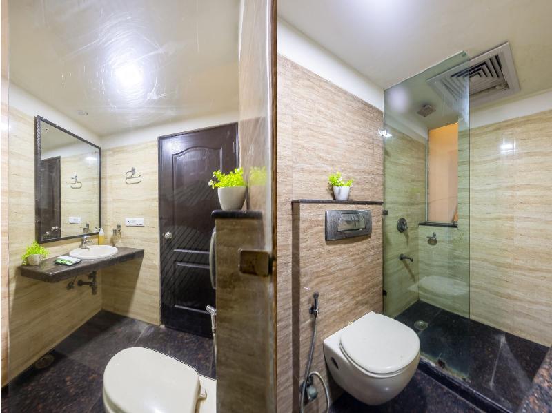 Hotel Admire Inn Noida Sector 50 image
