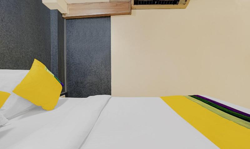 Hotel Amber Corp Inn image