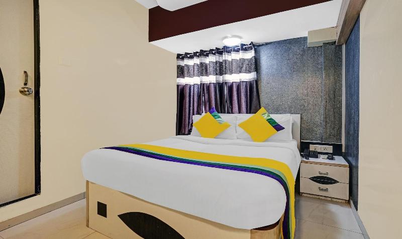 Hotel Amber Corp Inn image
