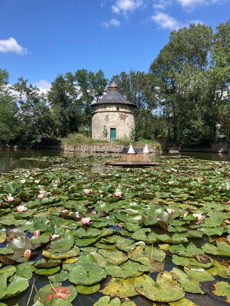 Cha Teau De La Preuille image