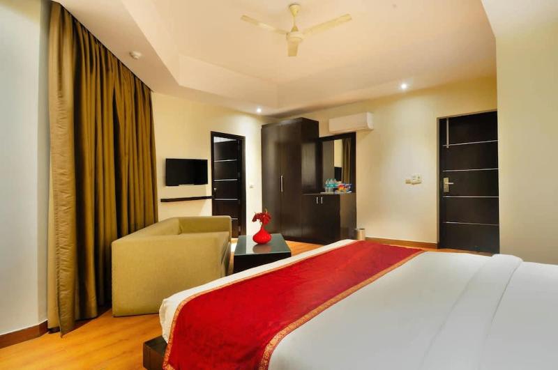 Zinith Hotel image