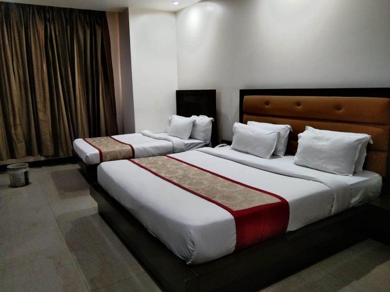 Zinith Hotel image