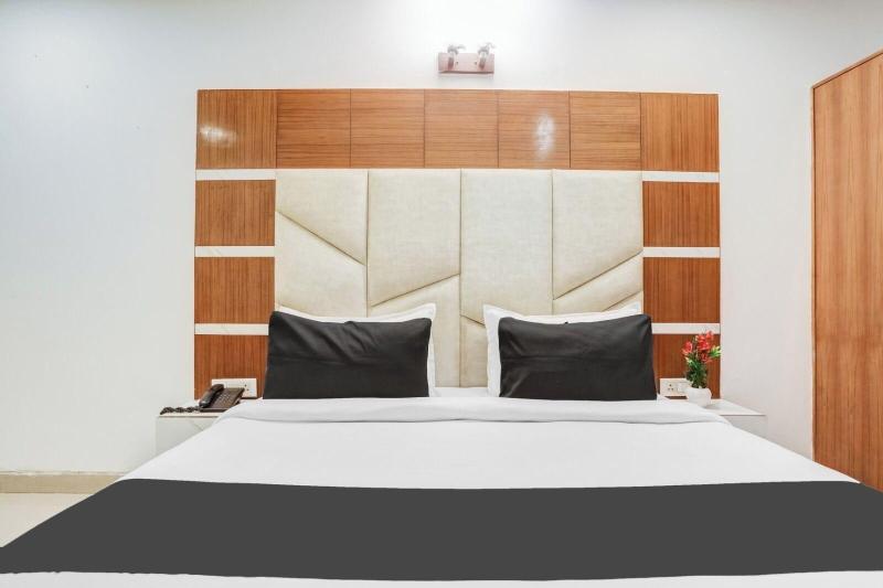 Zinith Hotel image