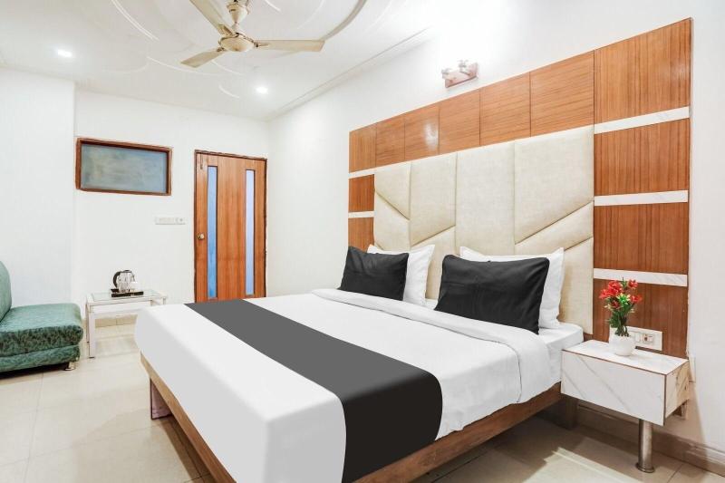 Zinith Hotel image