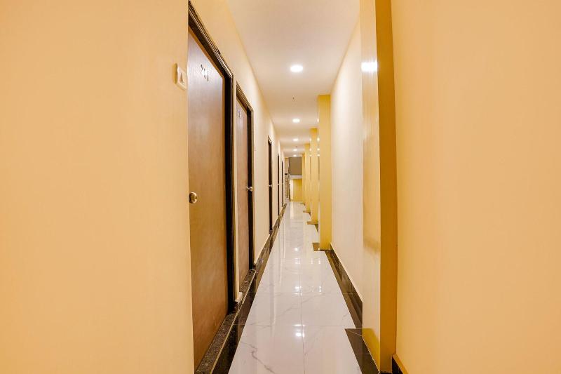 Fabexpress Kurla Inn image