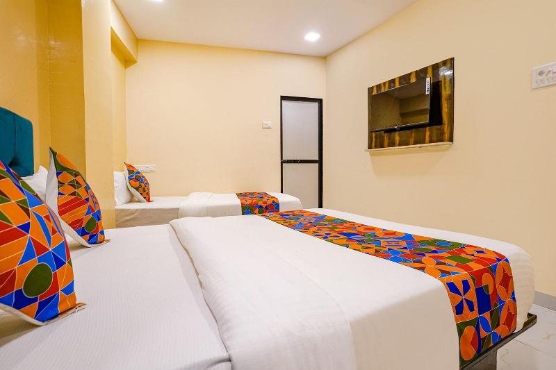 Fabexpress Kurla Inn image