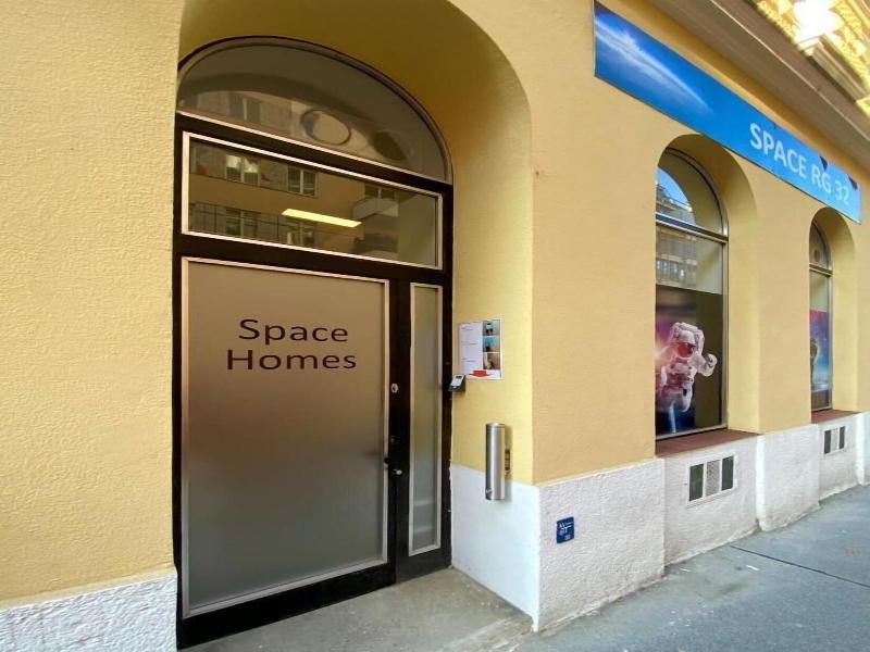 Space Home Apartment Central Station image