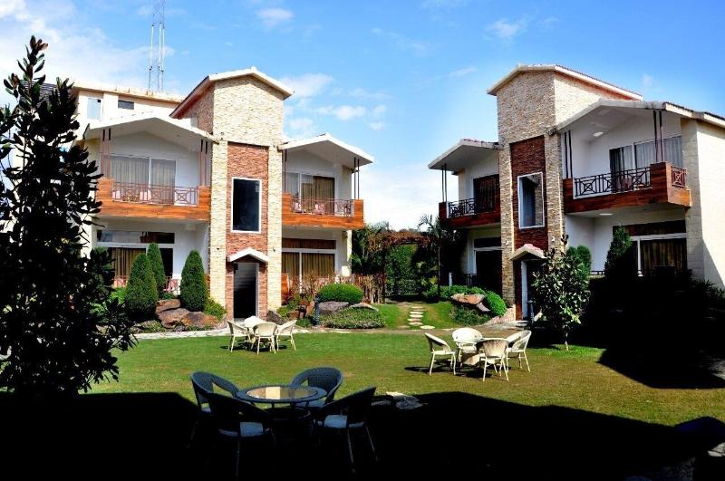 Trinantara Resort And Spa image
