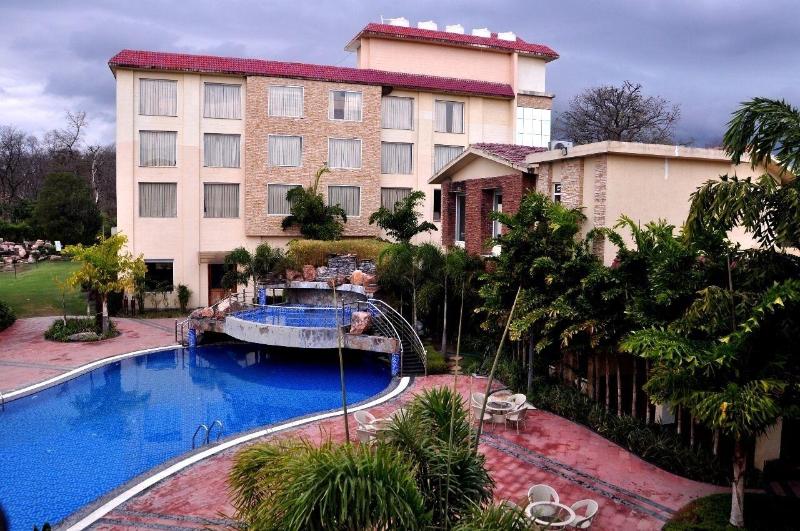 Trinantara Resort And Spa image