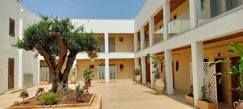 Baitan Hotel image