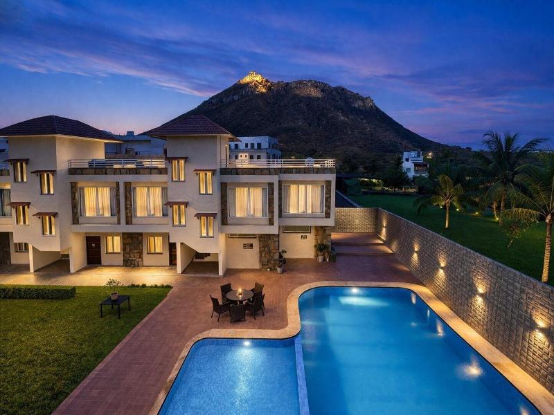 Devi Palace Resort And Spa image