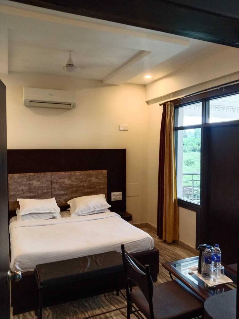 Devi Palace Resort And Spa image