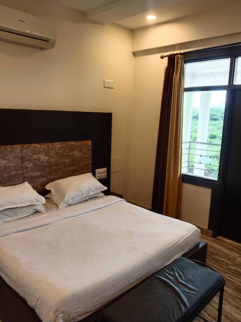 Devi Palace Resort And Spa image