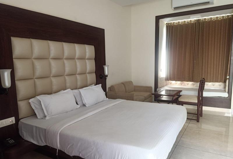 Devi Palace Resort And Spa image