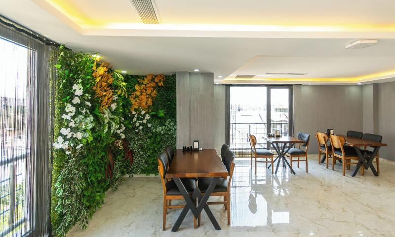 Meyzi Hotel image