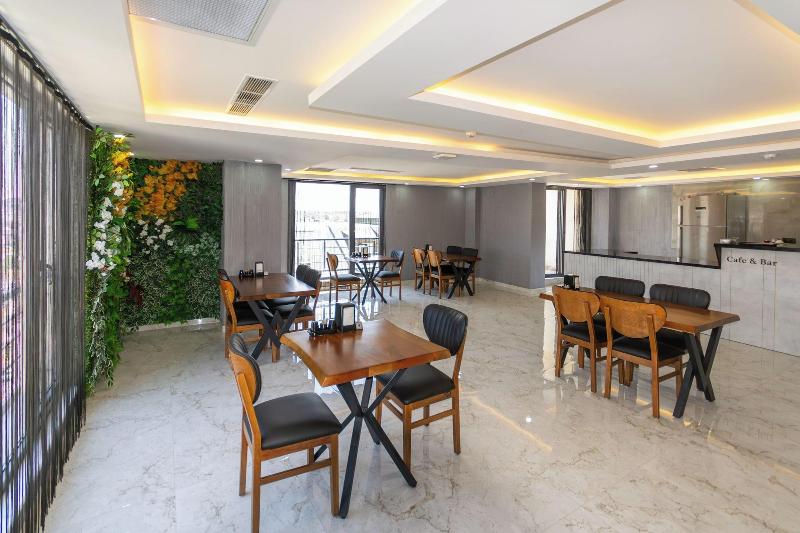 Meyzi Hotel image