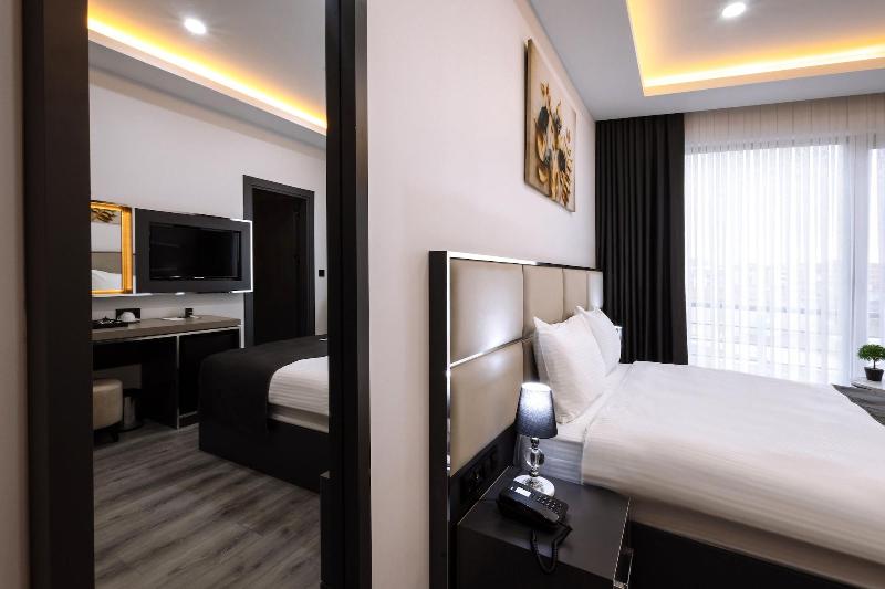 Meyzi Hotel image